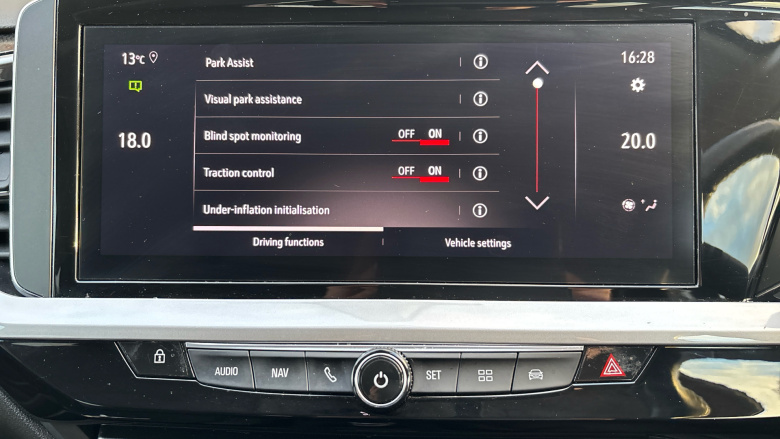 Vauxhall Grandland 1.2 Turbo Ultimate 5dr Petrol Hatchback